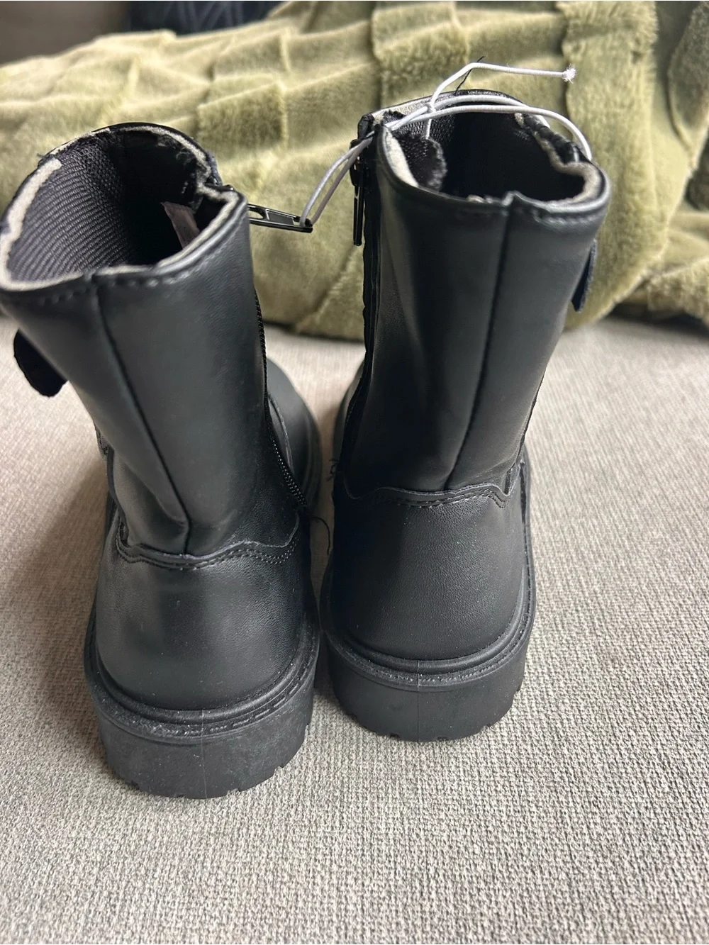 Girls Black Quilted Heart Buckle Mid-Calf Boots